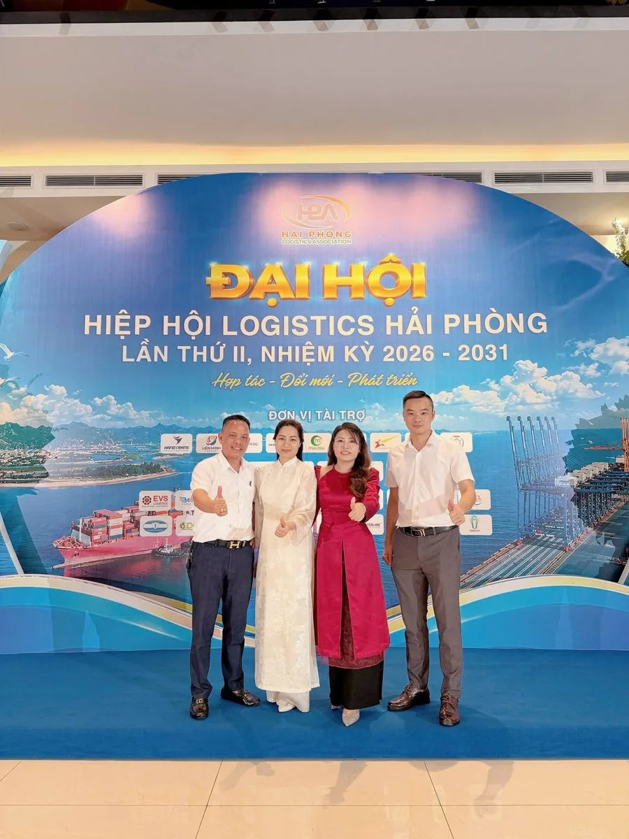 Đại diện HP LINK cùng các đại biểu tại Đại hội Hiệp hội Logistics Hải Phòng nhiệm kỳ 2026–2031