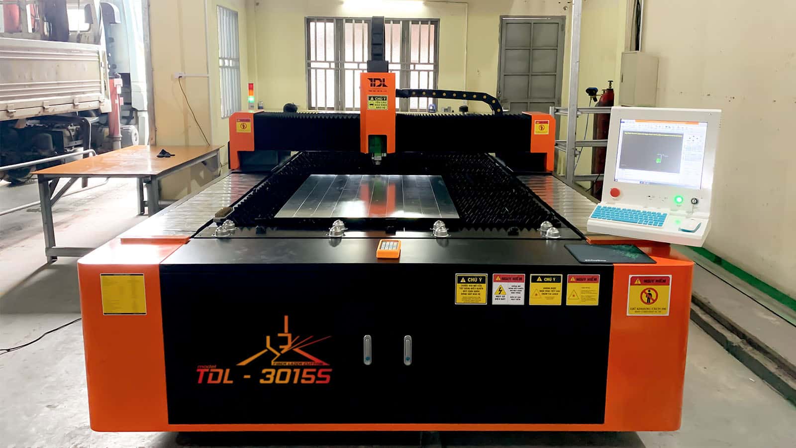 THỦ TỤC NHẬP KHẨU MÁY CNC – HƯỚNG DẪN CHUYÊN SÂU CHO DOANH NGHIỆP CƠ KHÍ